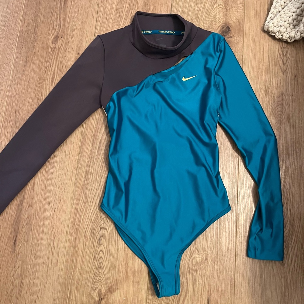 Nike swimsuit